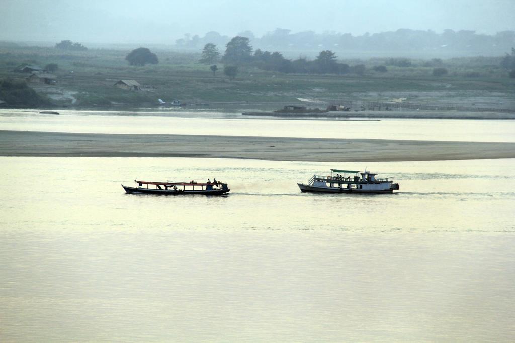 Ayarwaddy River View Hotel Mandalay Exteriér fotografie