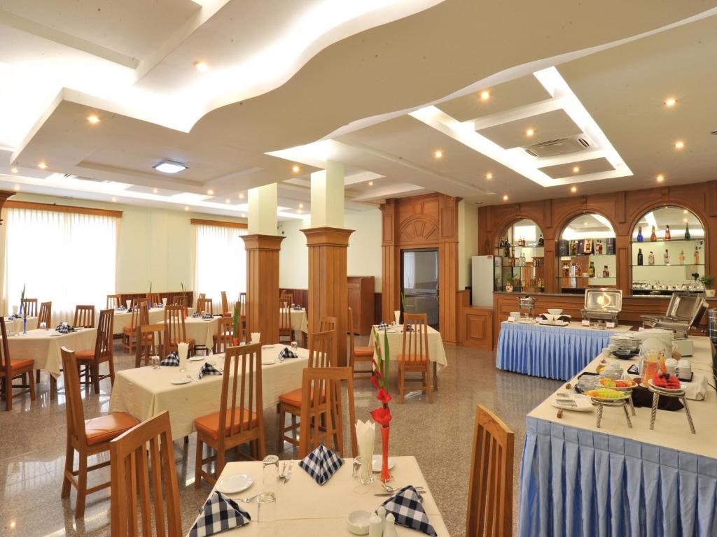 Ayarwaddy River View Hotel Mandalay Exteriér fotografie
