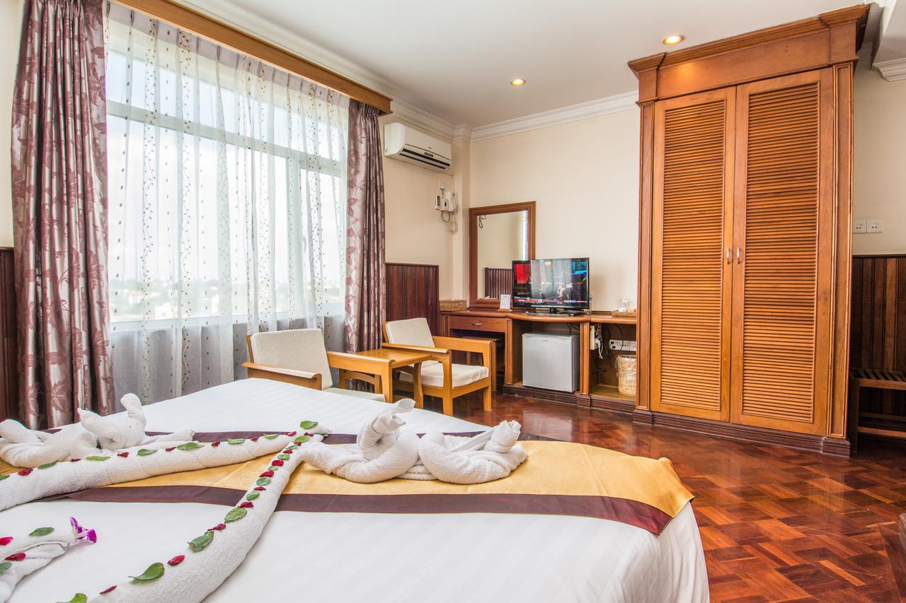 Ayarwaddy River View Hotel Mandalay Exteriér fotografie