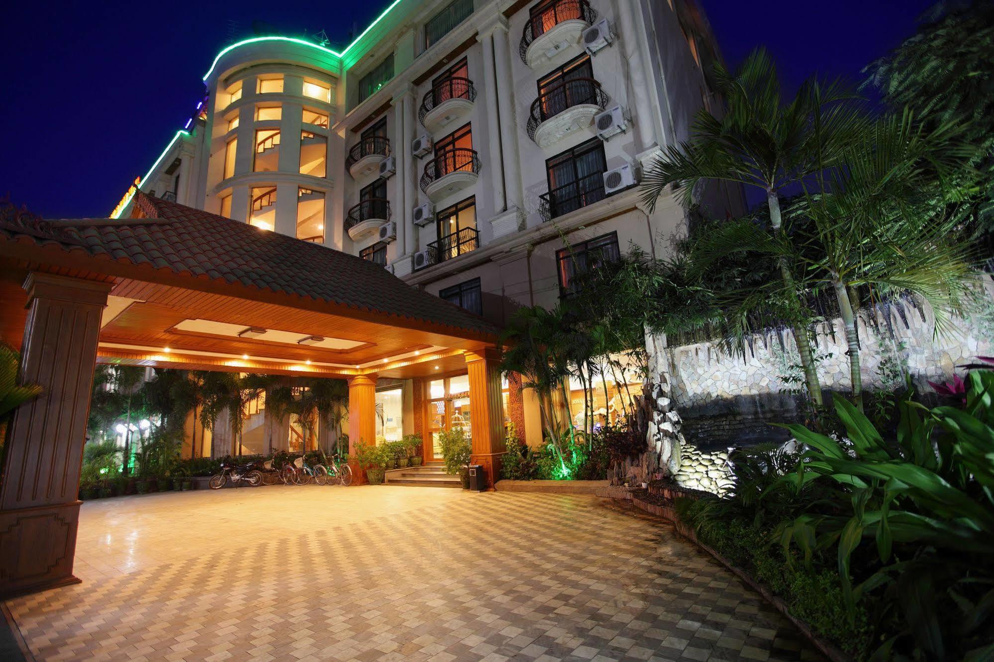 Ayarwaddy River View Hotel Mandalay Exteriér fotografie